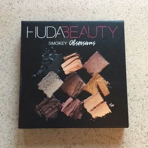 Huda Beauty Smokey Obsessions